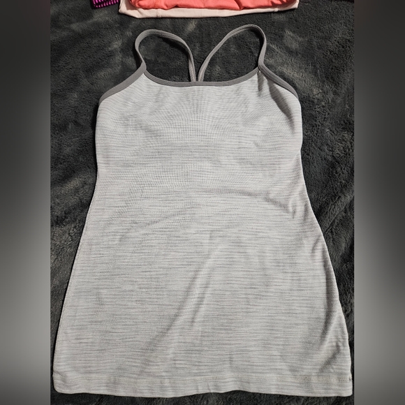 ๐ Lululemon Tank Bundle Sz 4 - Picture 4 of 5